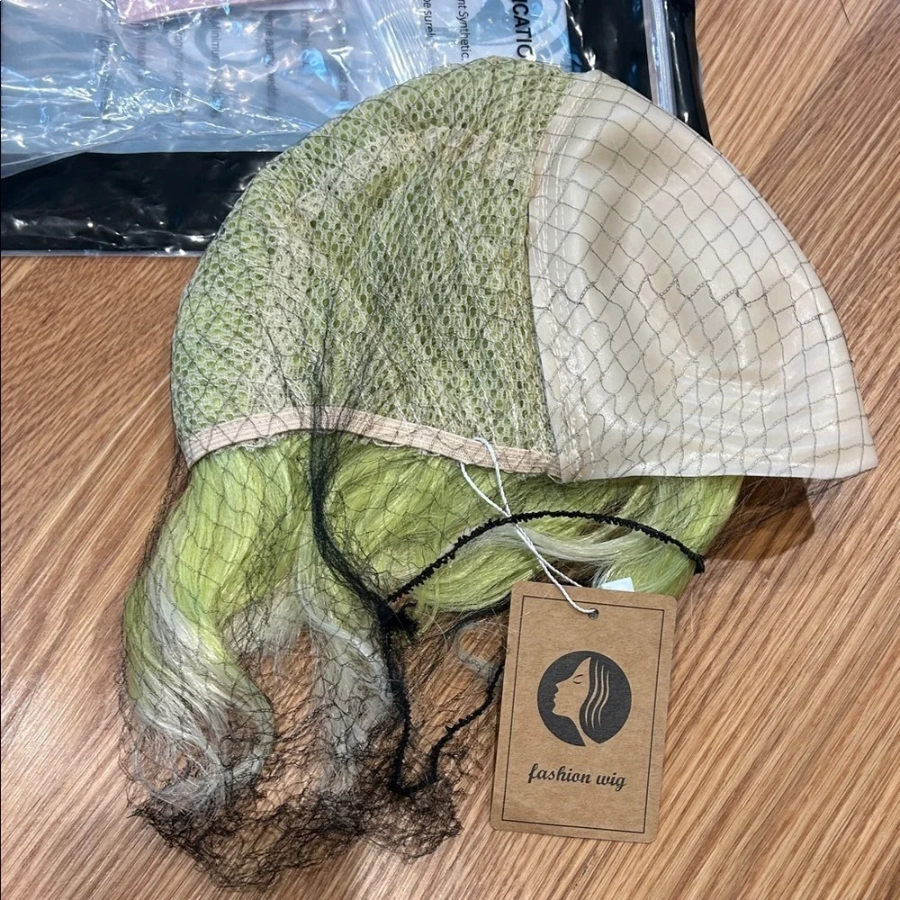 Beetlejuice Wig hair Green Cosplay Costume Prop Green and white new